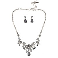 Vintage Black Drop Necklace with Earrings